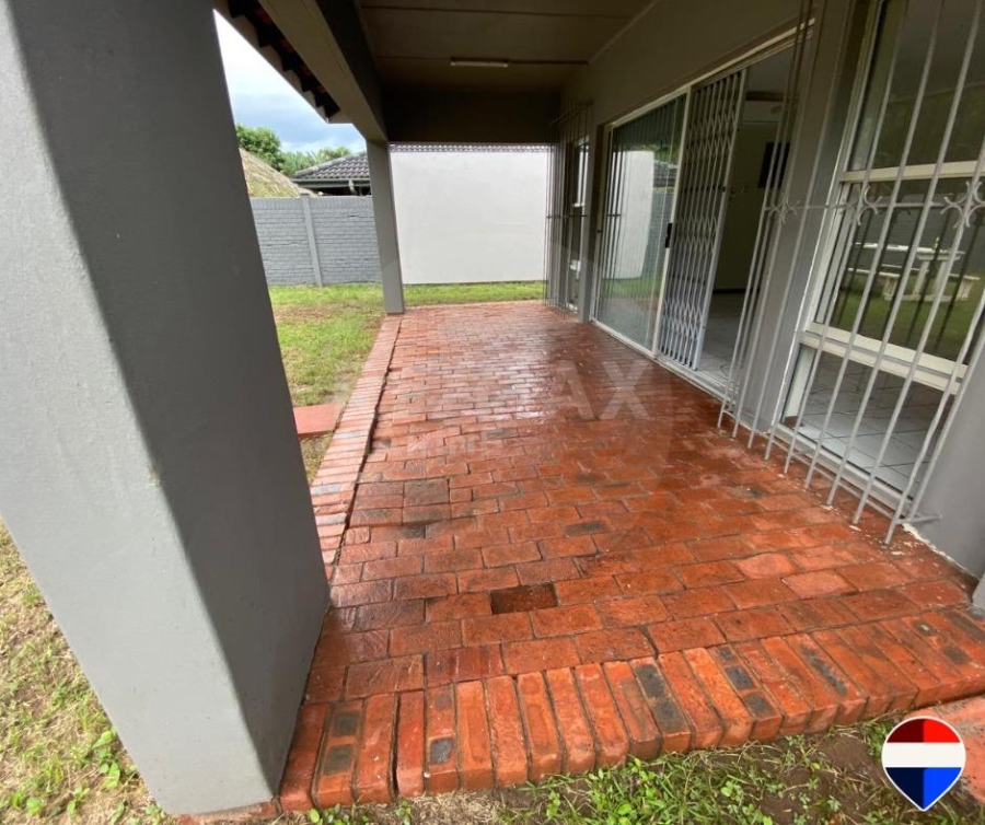 To Let 4 Bedroom Property for Rent in Meer En See KwaZulu-Natal