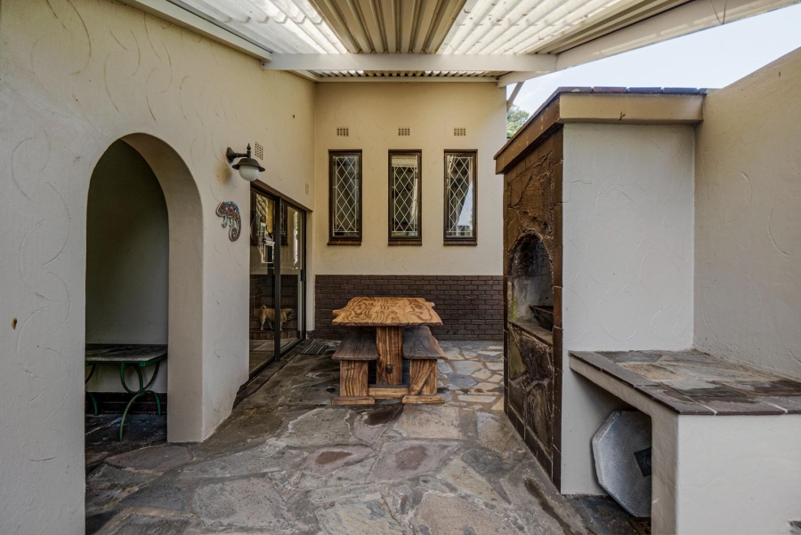 4 Bedroom Property for Sale in Amanzimtoti KwaZulu-Natal