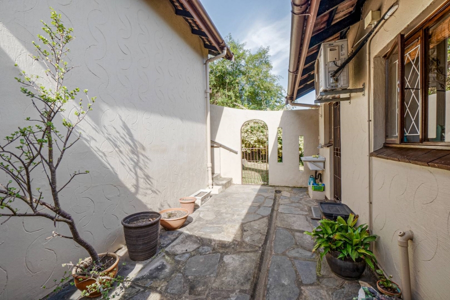 4 Bedroom Property for Sale in Amanzimtoti KwaZulu-Natal