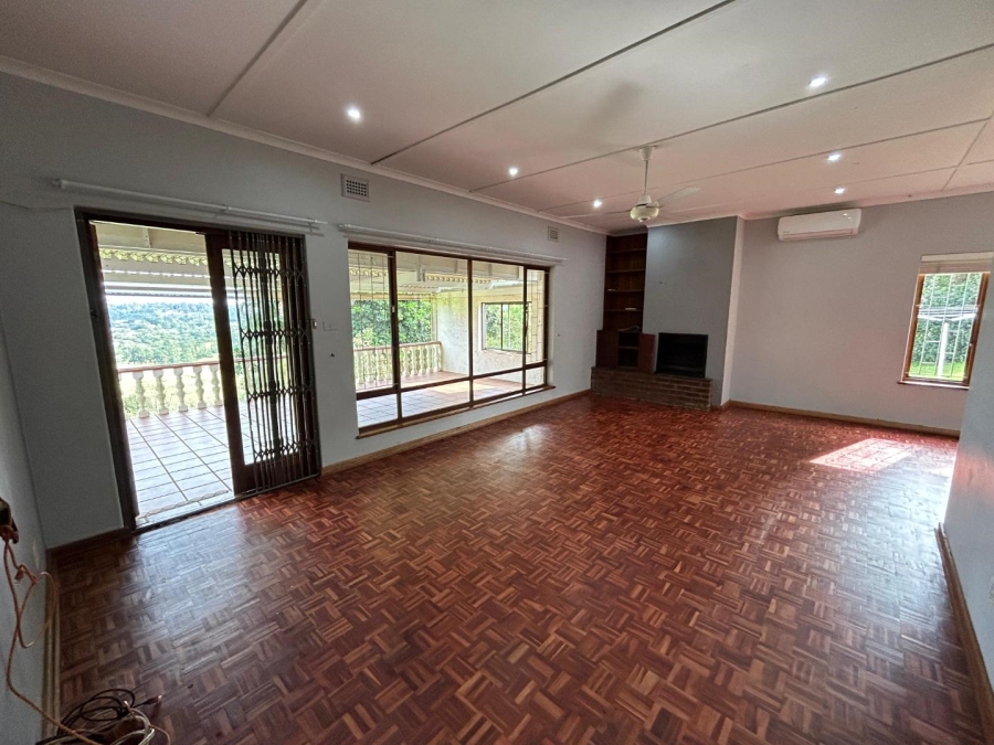 To Let 4 Bedroom Property for Rent in Hillcrest KwaZulu-Natal