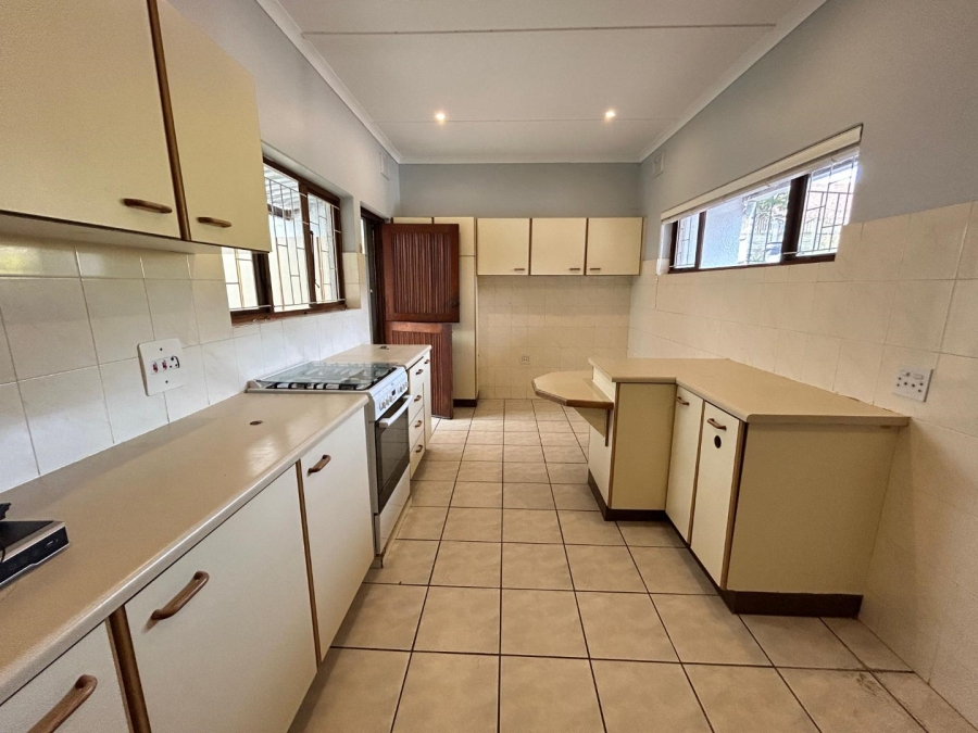 To Let 4 Bedroom Property for Rent in Hillcrest KwaZulu-Natal