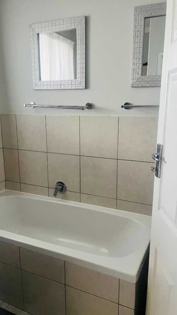 2 Bedroom Property for Sale in Northdene KwaZulu-Natal