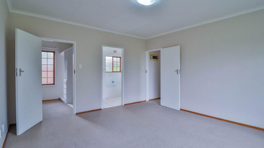 3 Bedroom Property for Sale in Amber Ridge KwaZulu-Natal
