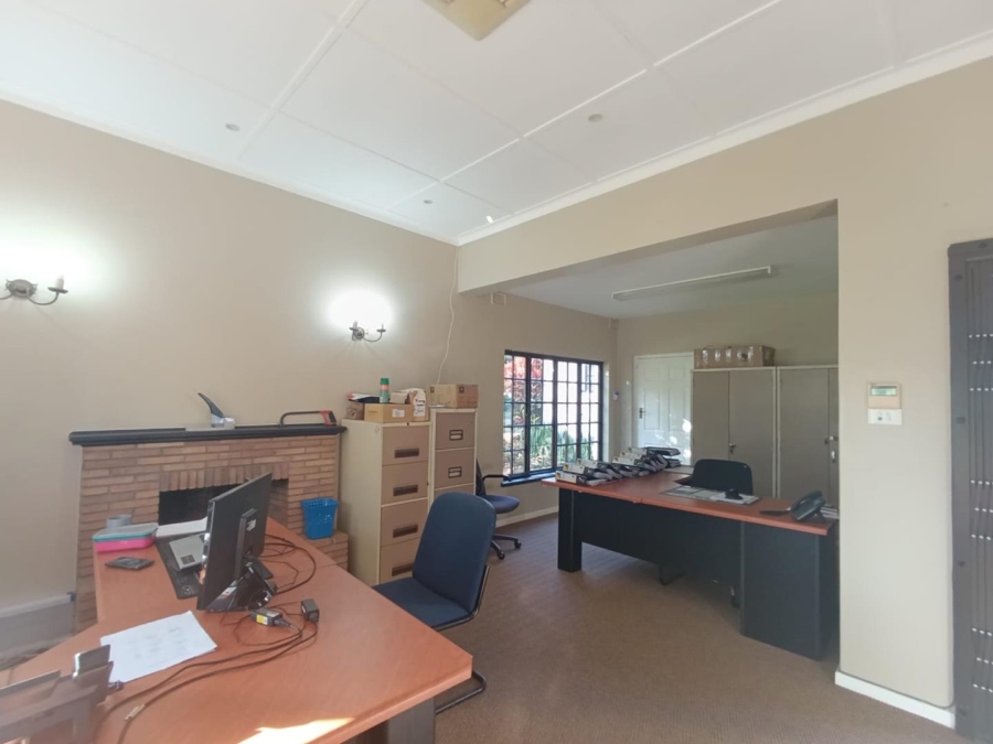 To Let commercial Property for Rent in Hillcrest KwaZulu-Natal