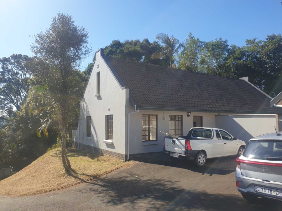 To Let 3 Bedroom Property for Rent in Kloof KwaZulu-Natal