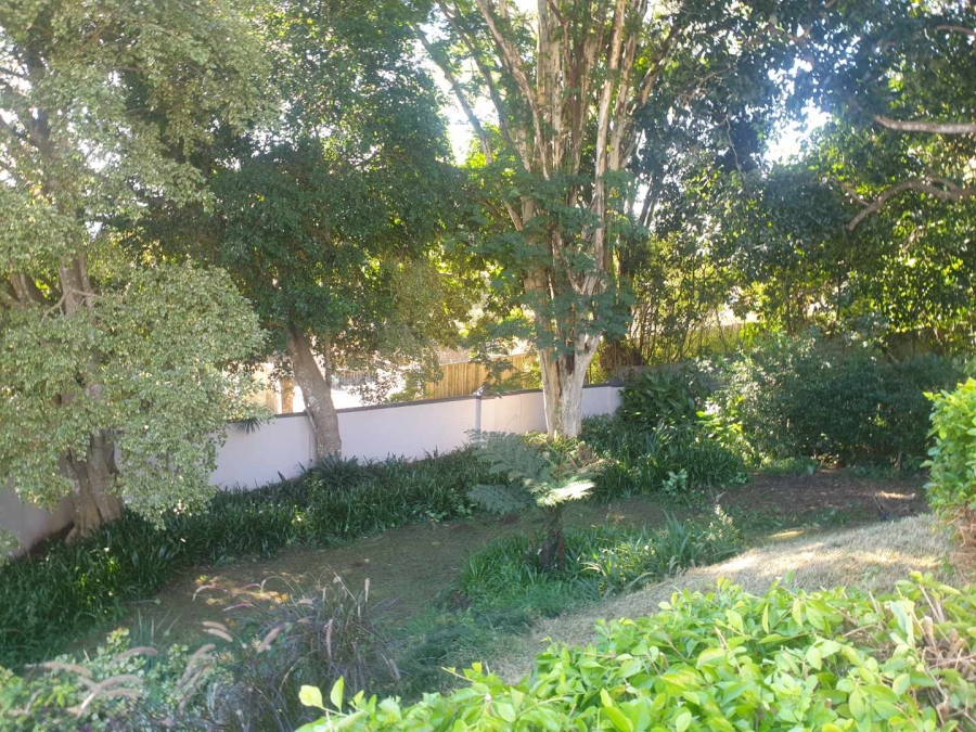 To Let 3 Bedroom Property for Rent in Kloof KwaZulu-Natal