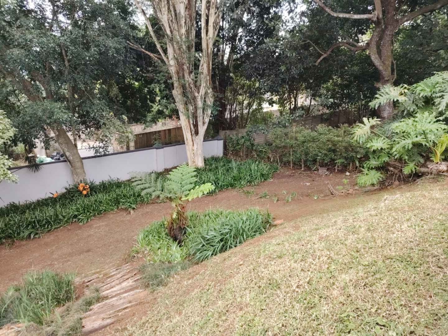 To Let 4 Bedroom Property for Rent in Kloof KwaZulu-Natal