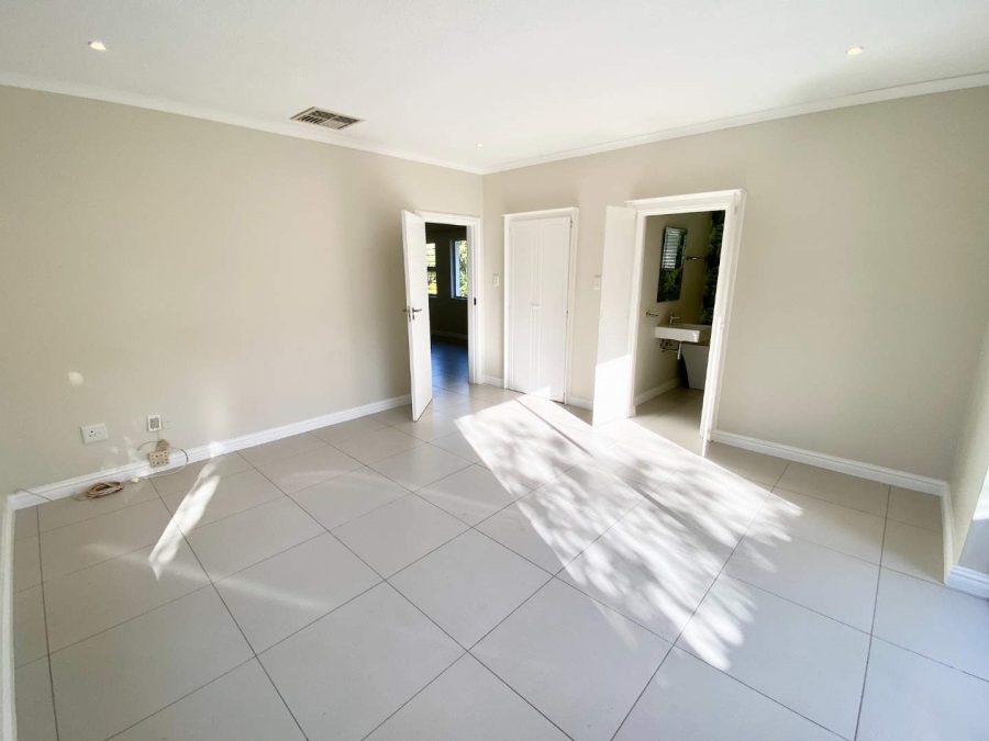 4 Bedroom Property for Sale in Umhlanga KwaZulu-Natal