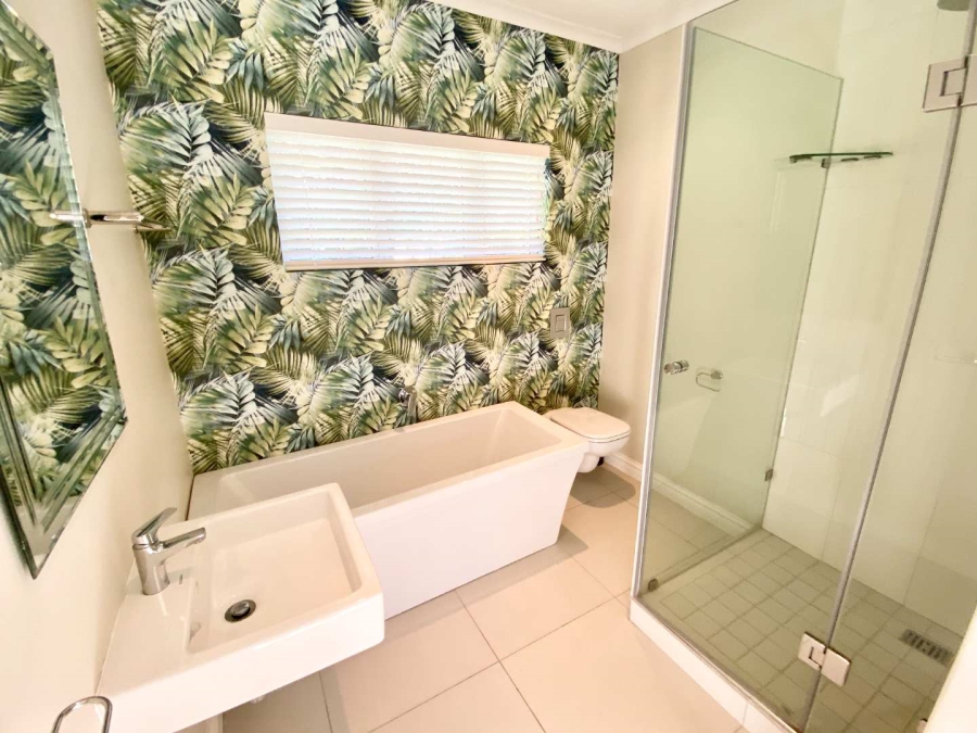 4 Bedroom Property for Sale in Umhlanga KwaZulu-Natal