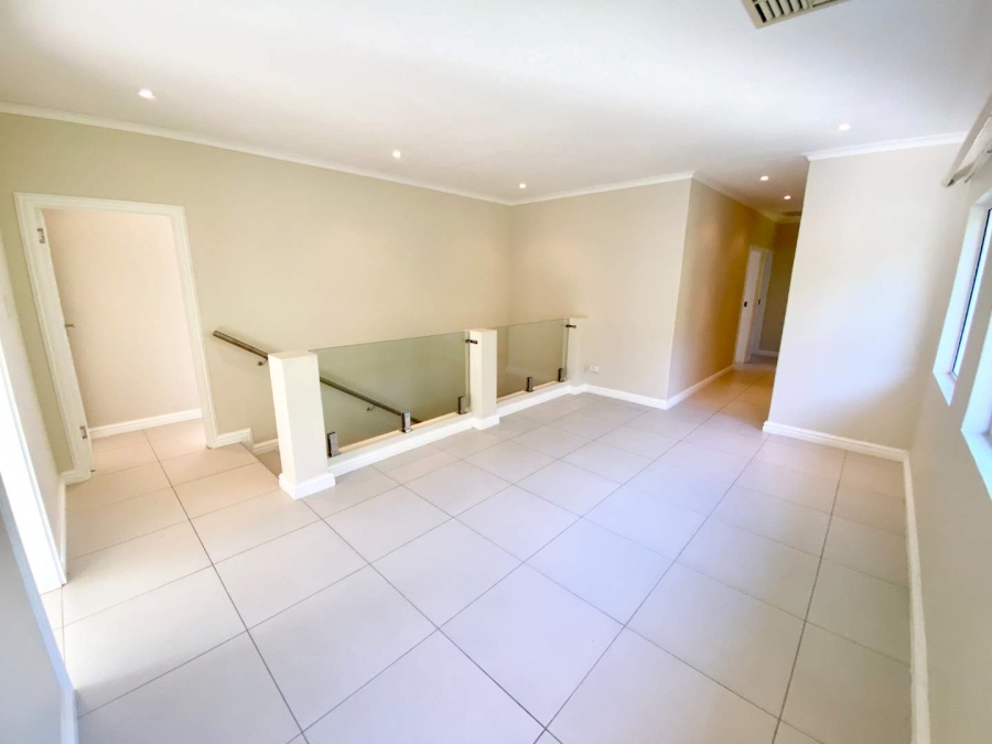 4 Bedroom Property for Sale in Umhlanga KwaZulu-Natal