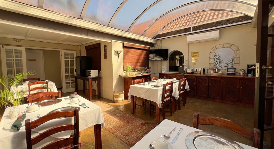 9 Bedroom Property for Sale in Umhlanga KwaZulu-Natal
