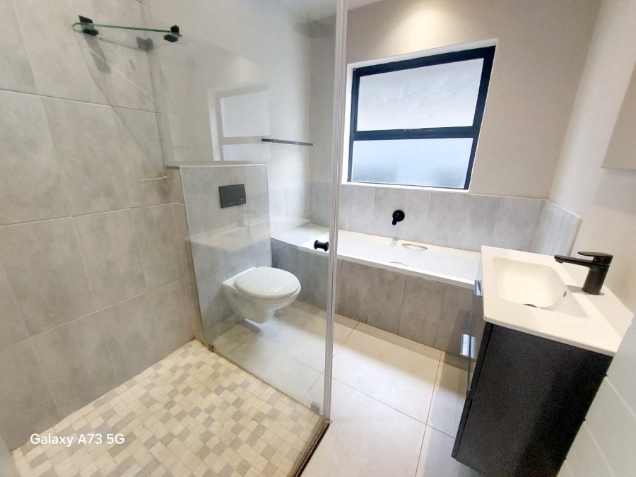 To Let 2 Bedroom Property for Rent in Palm Lakes Estate KwaZulu-Natal