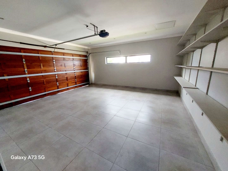 To Let 3 Bedroom Property for Rent in Palm Lakes Estate KwaZulu-Natal