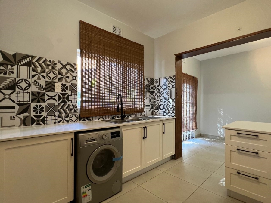 2 Bedroom Property for Sale in Essenwood KwaZulu-Natal