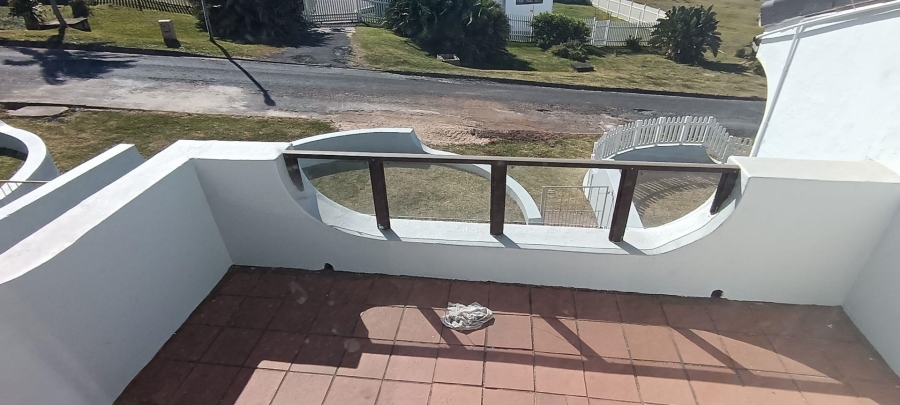 2 Bedroom Property for Sale in Uvongo KwaZulu-Natal