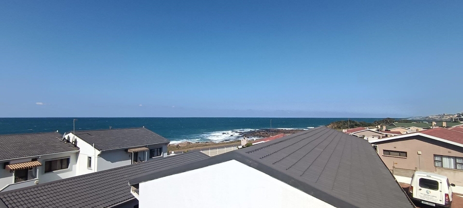 2 Bedroom Property for Sale in Uvongo KwaZulu-Natal