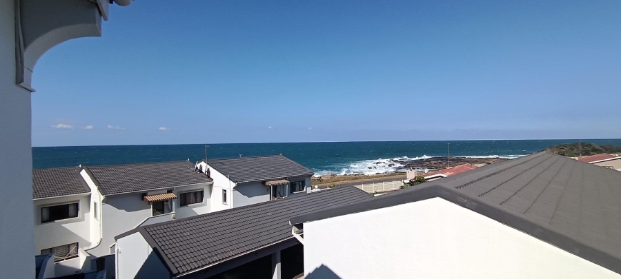 2 Bedroom Property for Sale in Uvongo KwaZulu-Natal