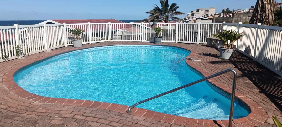 2 Bedroom Property for Sale in Uvongo KwaZulu-Natal