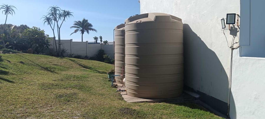 2 Bedroom Property for Sale in Uvongo KwaZulu-Natal