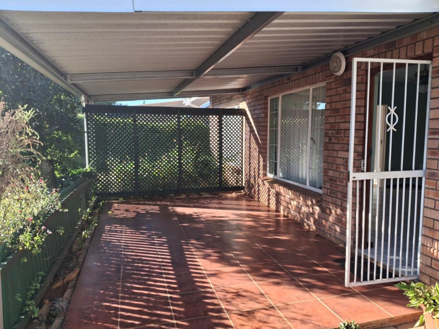 3 Bedroom Property for Sale in Greendale KwaZulu-Natal