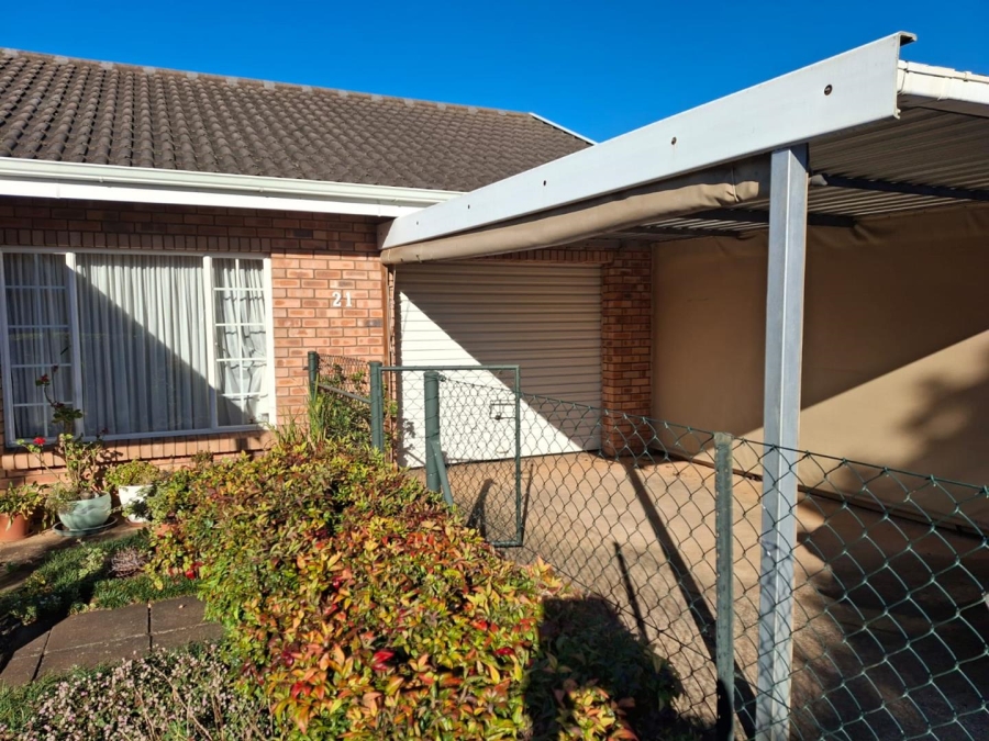 3 Bedroom Property for Sale in Greendale KwaZulu-Natal