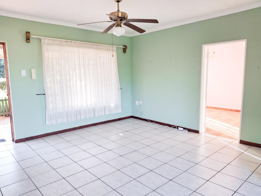3 Bedroom Property for Sale in Greendale KwaZulu-Natal