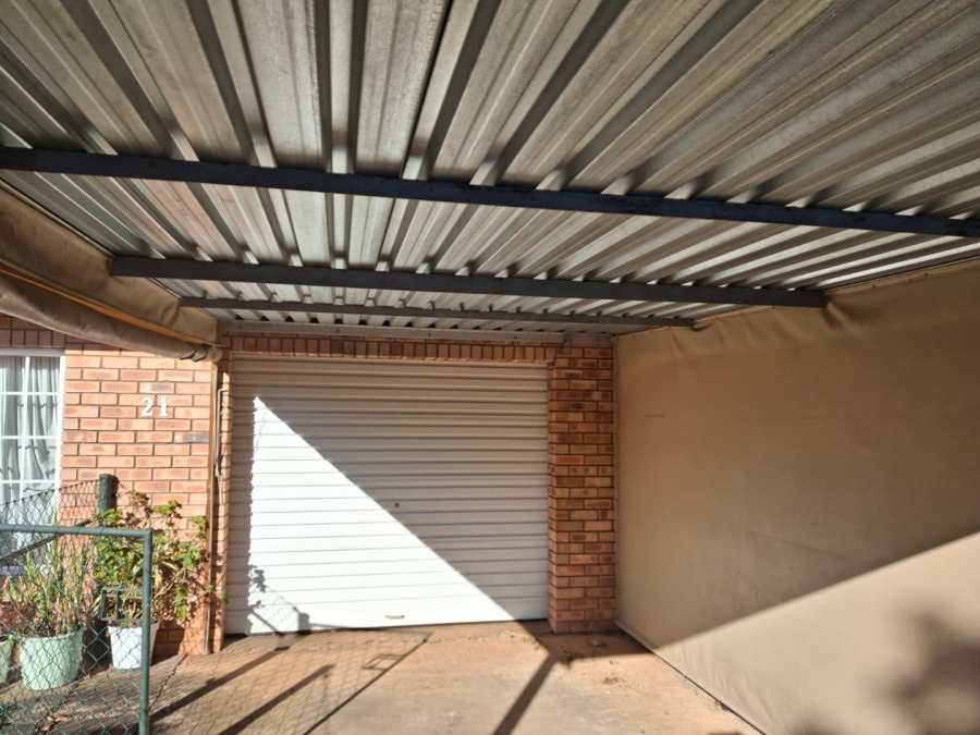 3 Bedroom Property for Sale in Greendale KwaZulu-Natal