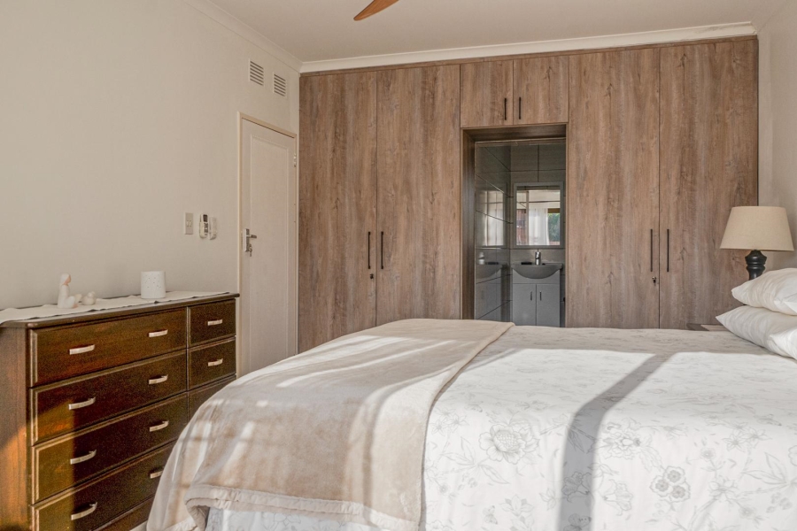 3 Bedroom Property for Sale in Amanzimtoti KwaZulu-Natal
