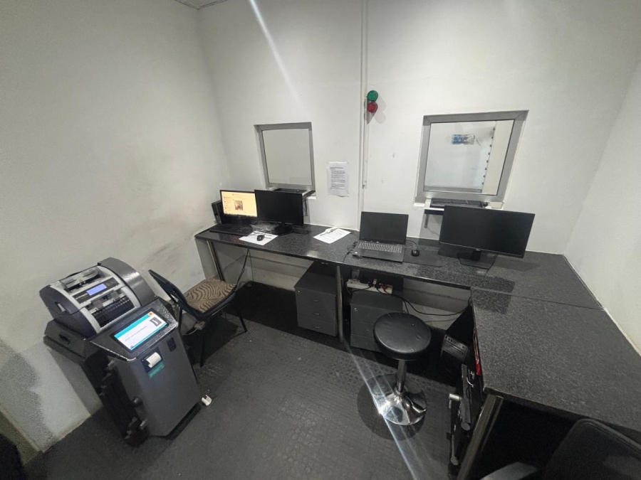 To Let commercial Property for Rent in New Germany KwaZulu-Natal