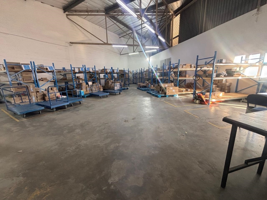 To Let commercial Property for Rent in New Germany KwaZulu-Natal