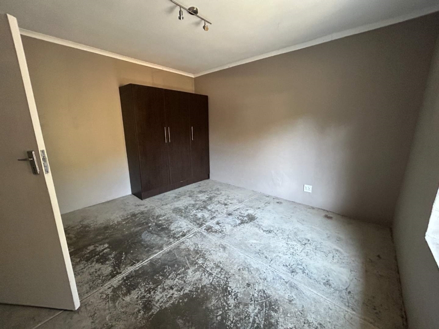 To Let 4 Bedroom Property for Rent in Hillcrest KwaZulu-Natal