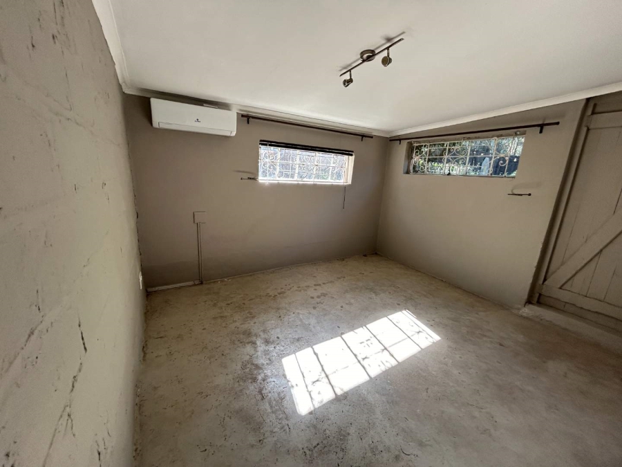 To Let 4 Bedroom Property for Rent in Hillcrest KwaZulu-Natal