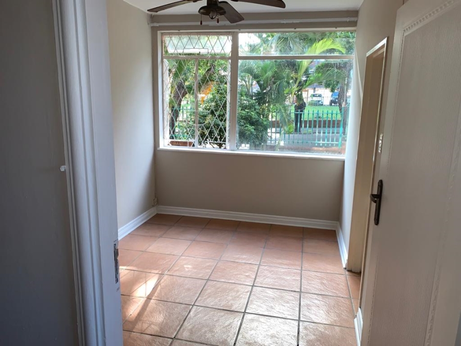To Let 1 Bedroom Property for Rent in Essenwood KwaZulu-Natal