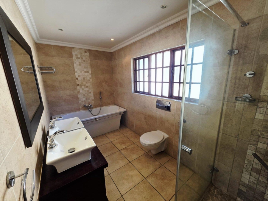 To Let 4 Bedroom Property for Rent in Hillcrest KwaZulu-Natal