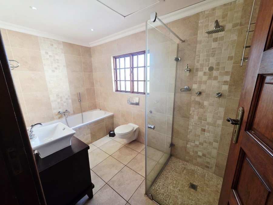 To Let 4 Bedroom Property for Rent in Hillcrest KwaZulu-Natal