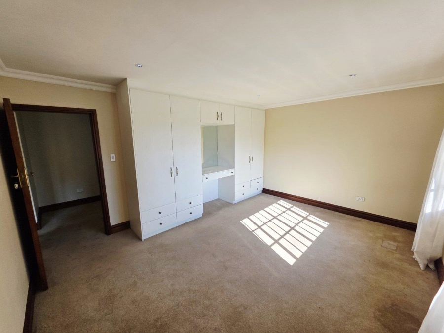 To Let 4 Bedroom Property for Rent in Hillcrest KwaZulu-Natal
