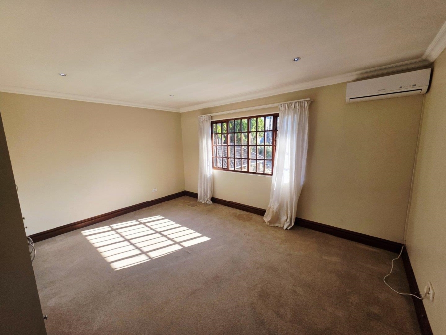 To Let 4 Bedroom Property for Rent in Hillcrest KwaZulu-Natal