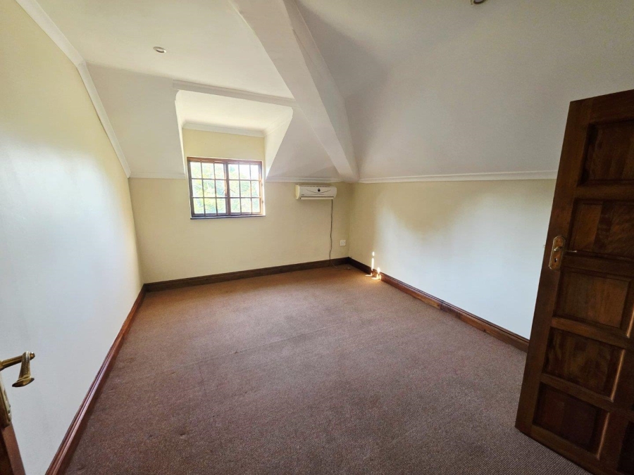 To Let 4 Bedroom Property for Rent in Hillcrest KwaZulu-Natal