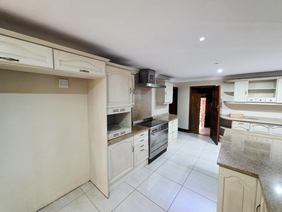 To Let 4 Bedroom Property for Rent in Hillcrest KwaZulu-Natal