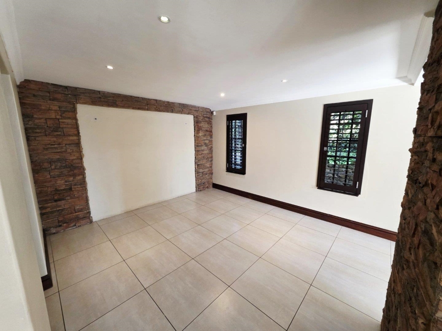 To Let 4 Bedroom Property for Rent in Hillcrest KwaZulu-Natal