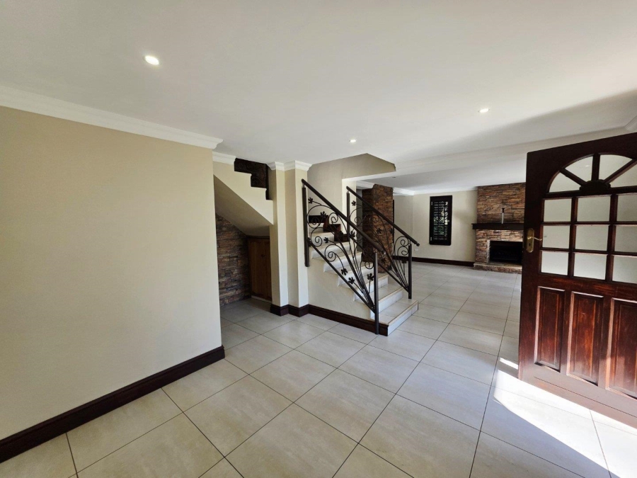 To Let 4 Bedroom Property for Rent in Hillcrest KwaZulu-Natal