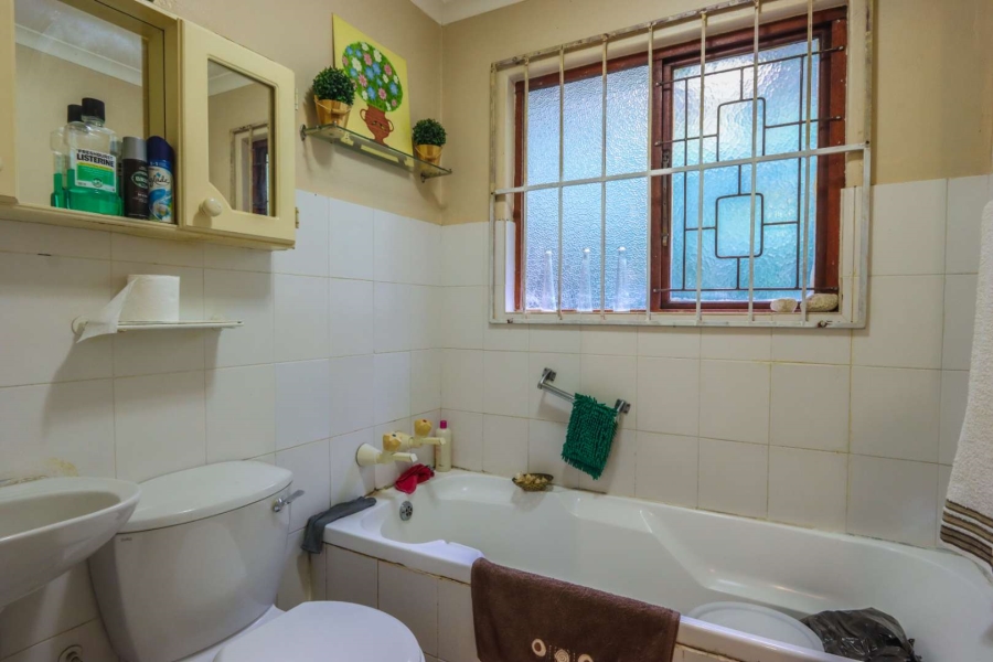 2 Bedroom Property for Sale in New Germany KwaZulu-Natal