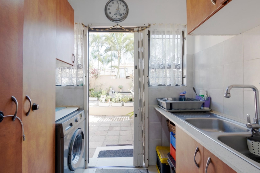 3 Bedroom Property for Sale in Amanzimtoti KwaZulu-Natal