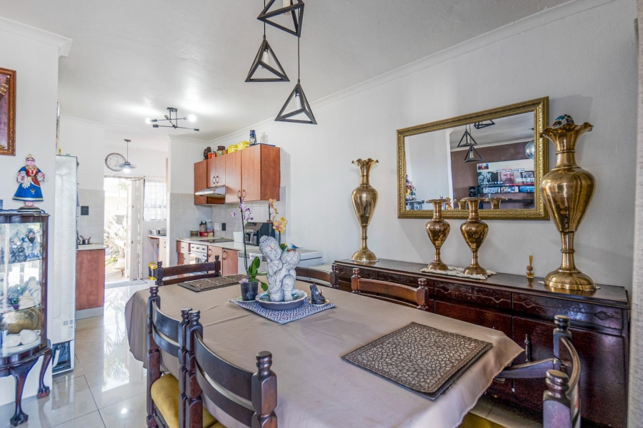 3 Bedroom Property for Sale in Amanzimtoti KwaZulu-Natal