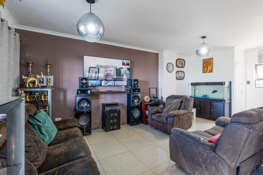 3 Bedroom Property for Sale in Amanzimtoti KwaZulu-Natal