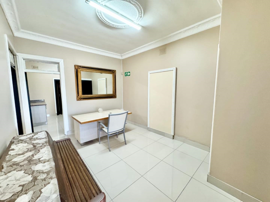 To Let 3 Bedroom Property for Rent in Umhlanga KwaZulu-Natal