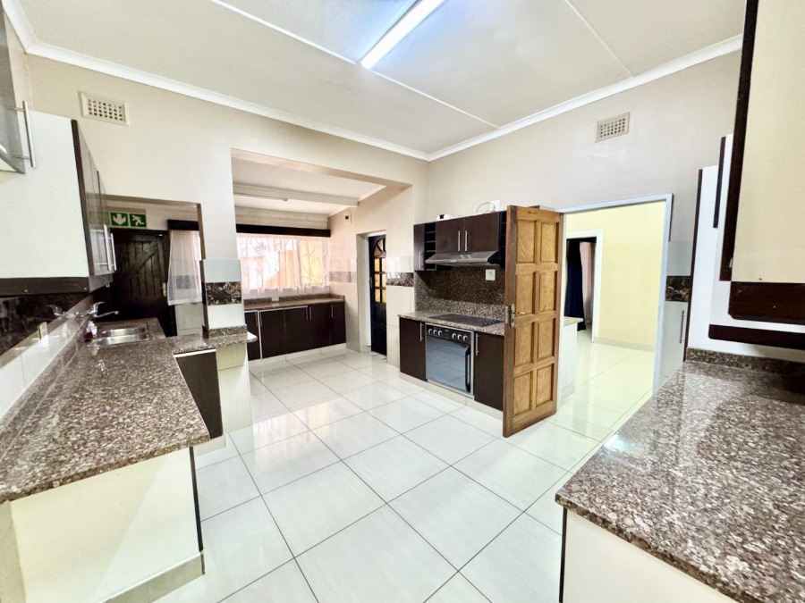To Let 3 Bedroom Property for Rent in Umhlanga KwaZulu-Natal