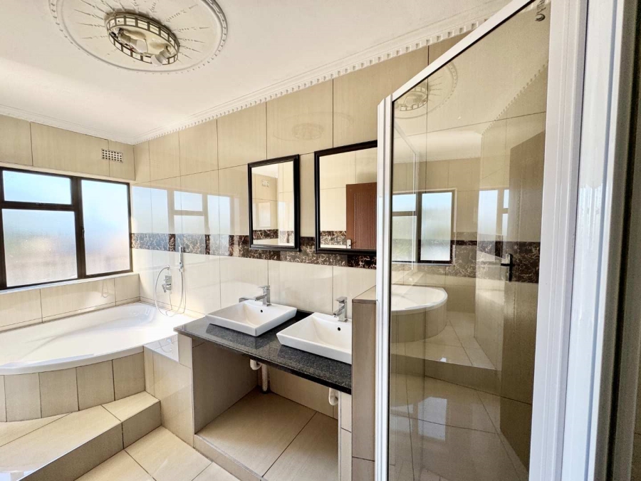 To Let 3 Bedroom Property for Rent in Umhlanga KwaZulu-Natal