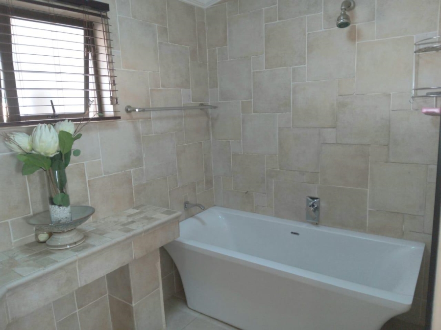 3 Bedroom Property for Sale in Glen Ashley KwaZulu-Natal