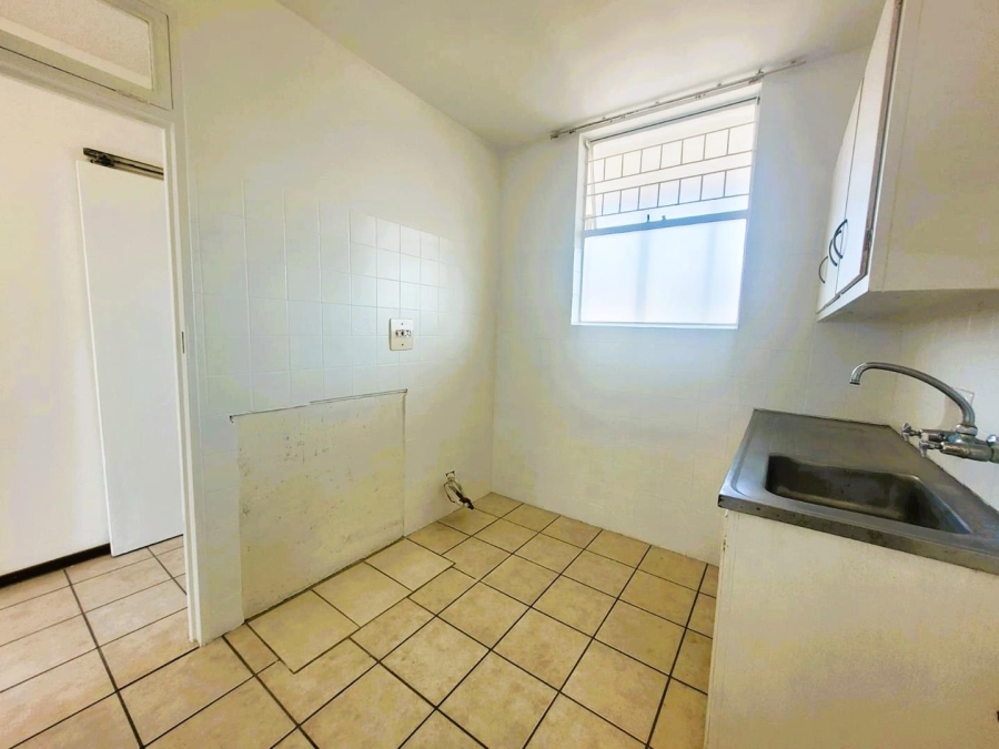 2 Bedroom Property for Sale in Essenwood KwaZulu-Natal
